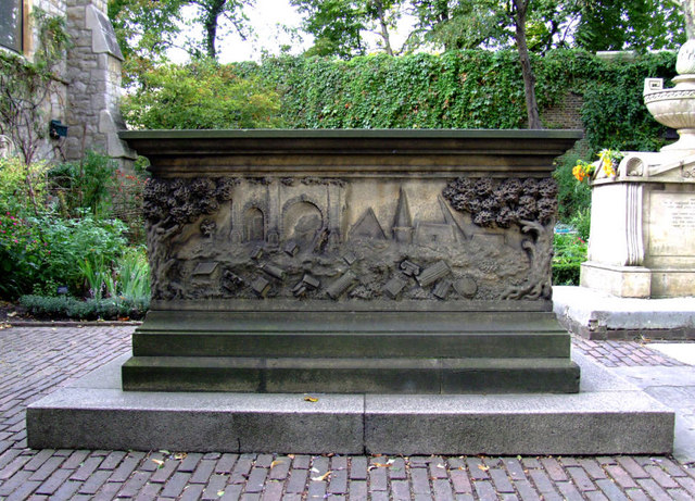 Tradescants Tomb Elder & Younger