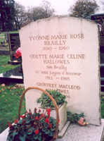 Odette's gravestone at Burvale Cemetery in Walton